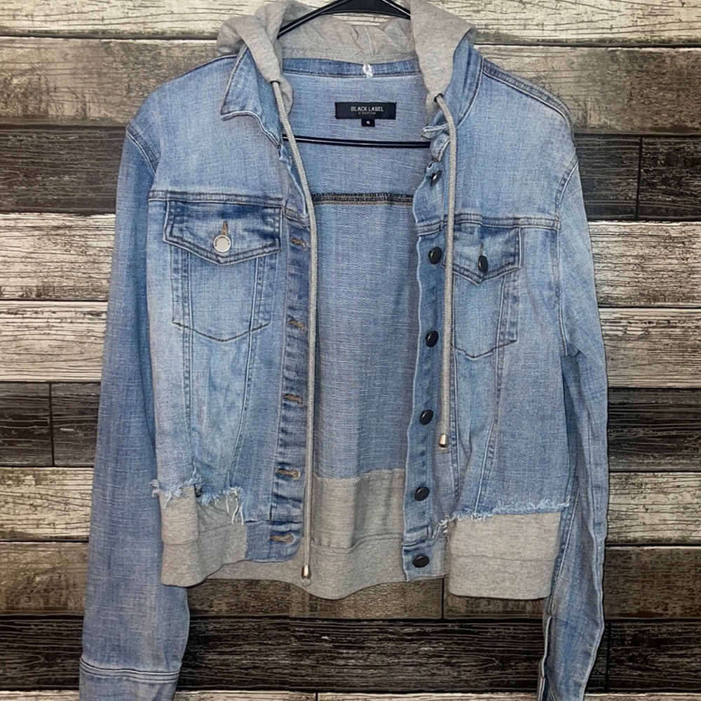super cute jean jacket!!